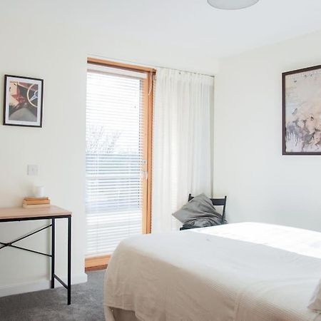 2 Bed 2 Bath Apartment With Canal View Δουβλίνο Εξωτερικό φωτογραφία