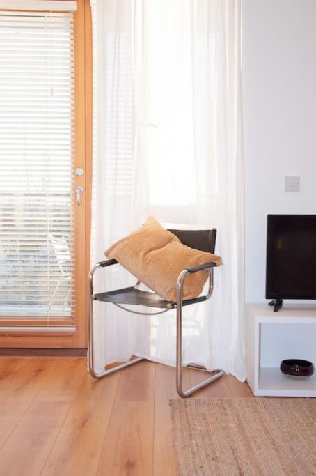 2 Bed 2 Bath Apartment With Canal View Δουβλίνο Εξωτερικό φωτογραφία