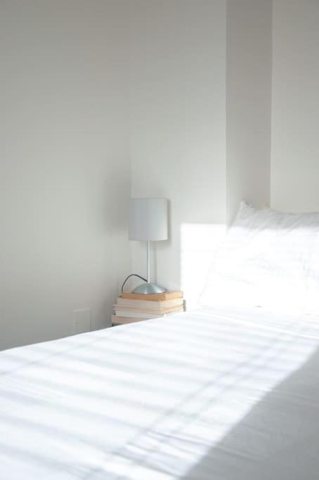 2 Bed 2 Bath Apartment With Canal View Δουβλίνο Εξωτερικό φωτογραφία