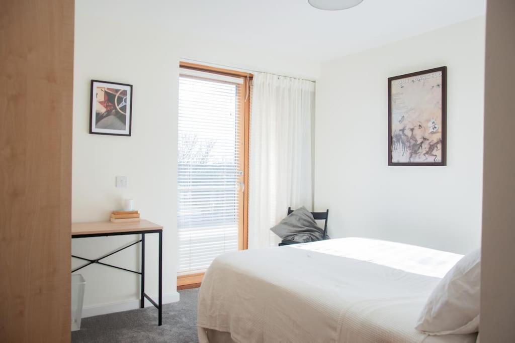 2 Bed 2 Bath Apartment With Canal View Δουβλίνο Εξωτερικό φωτογραφία